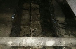 西青区利福特电梯设备井渗水