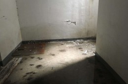 白云區(qū)金鉑廣場(chǎng) 地下室墻壁和地面滲水！