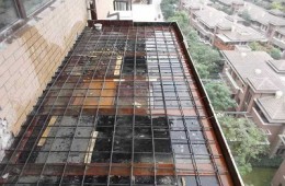 郑州河务局家属院 新浇一个阳台找师傅来做防水