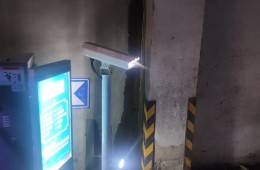 古都天璽地下車庫滲水現(xiàn)象嚴重,現(xiàn)需在原有基礎上做防水堵漏施工