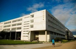 燕山大學(xué)東西校區(qū)樓館公寓廠房屋面防水及衛(wèi)生間防水整體維修工程分包