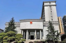 黃石市中級人民法院開發(fā)區(qū)法庭樓頂防水保溫改造翻新