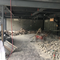 店鋪、寫字樓、廠房裝修，舊房翻新、???批灰刷墻、木地板打磨，修木地板